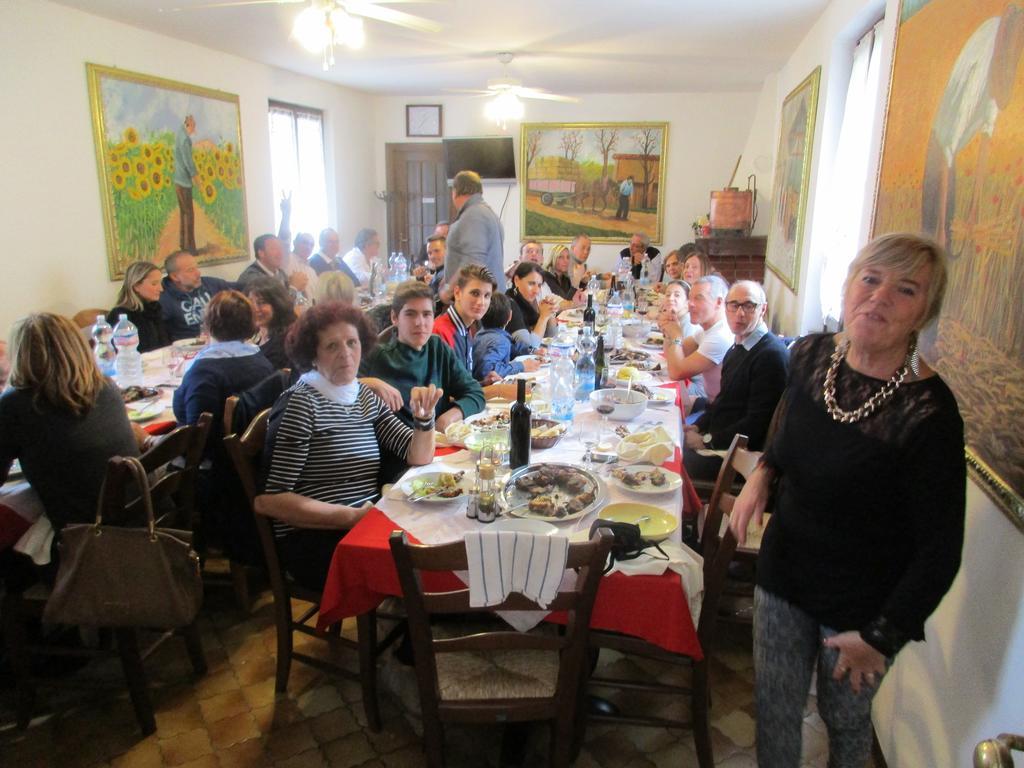 Agriturismo Rocca Dei Marchesi Sabbio Chiese Eksteriør billede