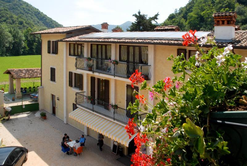 Agriturismo Rocca Dei Marchesi Sabbio Chiese Eksteriør billede